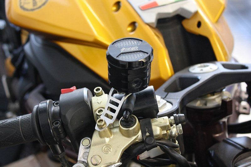 GSGモトテクニック ブレーキオイルリザーバー  フロント  Benelli TNT 1130 Café Racer | 3999-V38-N11