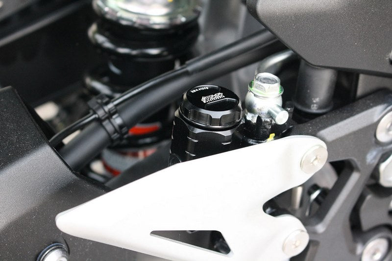 GSGモトテクニック ブレーキオイルリザーバー  リア  ブラックアノダイズド Kawasaki Ninja 400 (2018 -) | 399963-S-K72