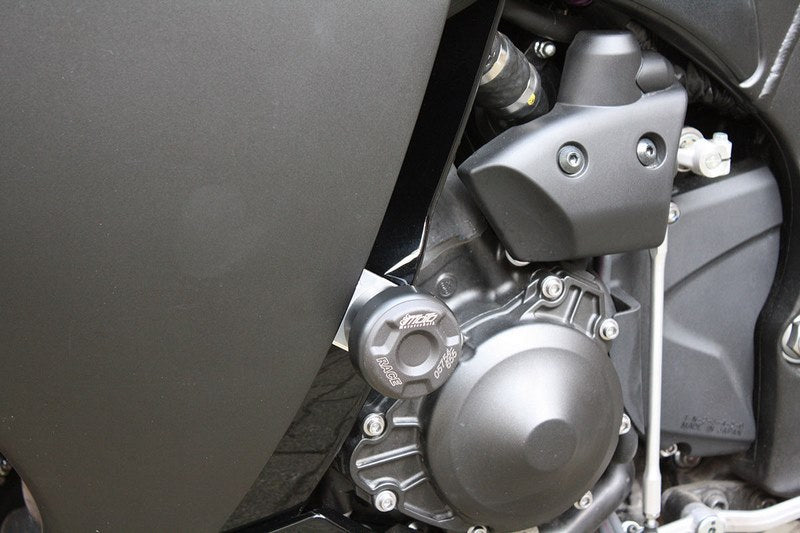 GSGモトテクニック クラッシュパッドセット マウンティングプレート ブラックアノダイズド Yamaha YZF 1000 R1 (2009-2014) | 45440-Y38-SH