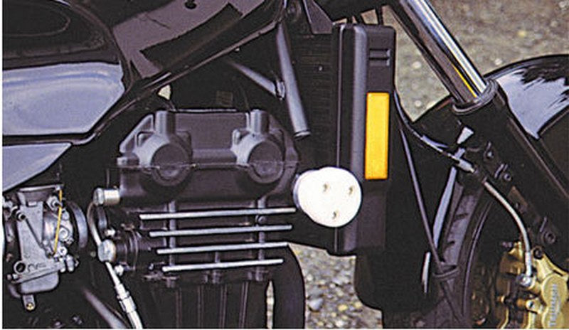 GSGモトテクニック リプレイスメントパッド 左側 (クラッシュパッドセット適合品番: 40493-T6) | T6-EP-40493-M6-LEFT
