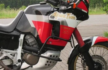 Hepco & Becker Tankguard-black for Honda XRV 650/750 until 1992 | 502104 00 01