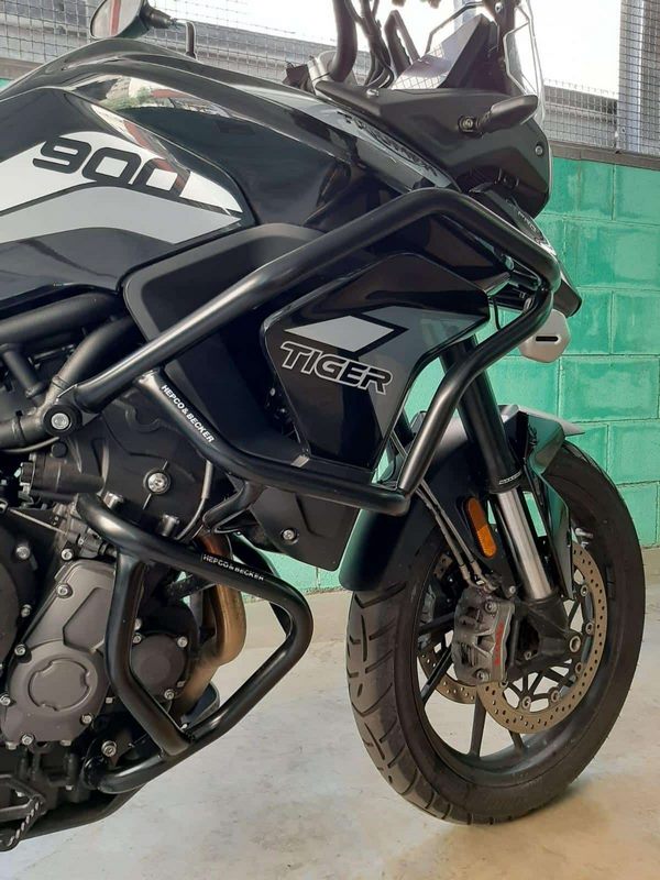 Hepco and Becker / ヘプコアンドベッカー Tankguard Solid black for Triumph Tiger 900 / Rally / GT / PRO (2020-) | 5097605 00 01