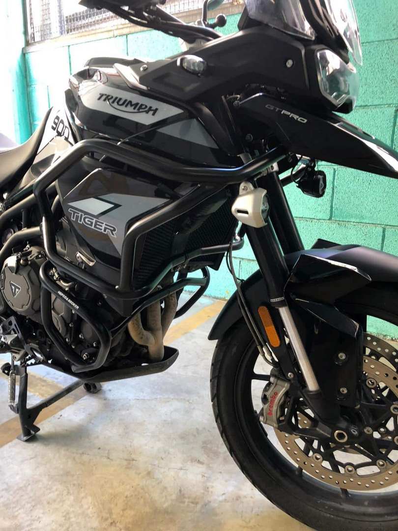 Hepco and Becker / ヘプコアンドベッカー Tankguard Solid black for Triumph Tiger 900 / Rally / GT / PRO (2020-) | 5097605 00 01