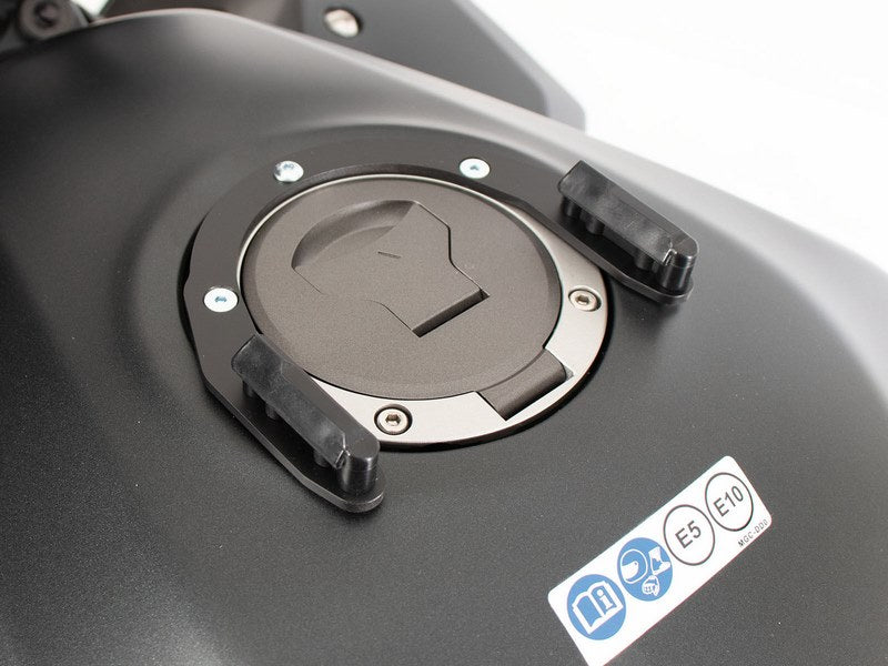 Hepco & Becker タンクリングベーシックファステナー付きタンクバッグ用 Honda Crosstourer (2014-2020) | 516971 00 01