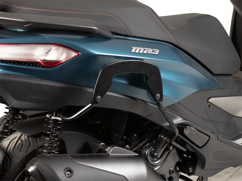 Hepco & Becker Cボウ サイドキャリア ブラック Piaggio  MP3 Exclusive 530 (2022-) | 6307650 00 01