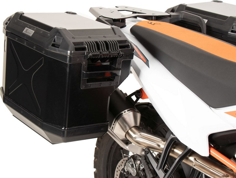 Hepco & Becker サイドキャリアカットアウトステンレススチール インク スプローラーサイドボックス ブラック KTM 790 Adventure (2024-) | 6517660 00 22-01-40