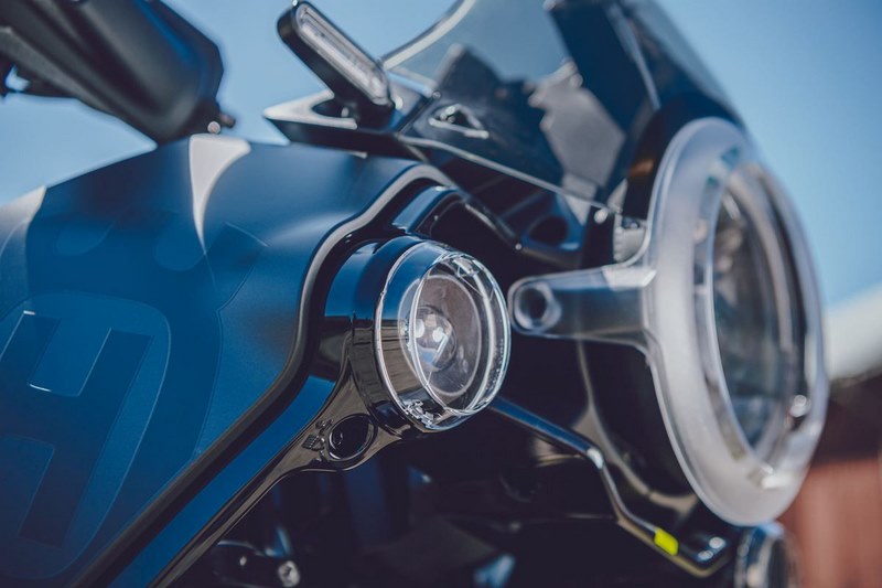 Husqvarna / ハスクバーナ Auxiliary lamp protection | 22114945044