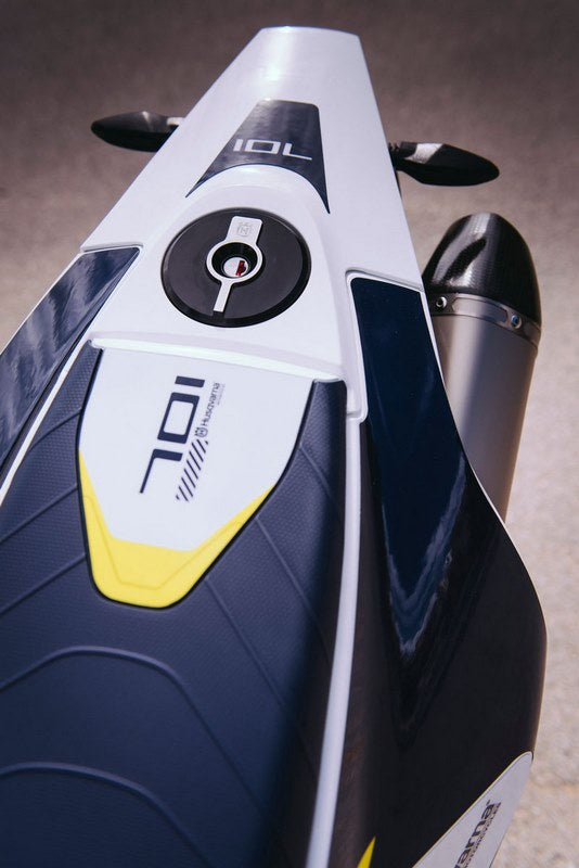 Husqvarna / ハスクバーナ Factory fuel cap | 27007908000