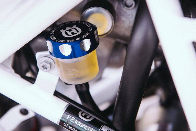Husqvarna / ハスクバーナ Brake fluid reservoir cap | 27013962000