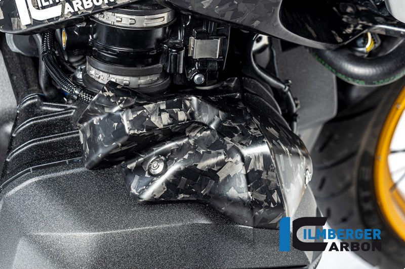 ILMBERGER インジェクターノズル　カバー 右側 BDC（ブラック・ダイヤモンド・カーボン仕上げ） マット仕上げ（艶なし） BMW R 1300 GS 2023－ | BM.EDR.032.R23GS