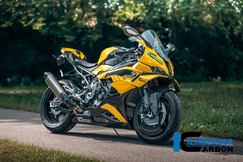 インナーウイング右カーボングロス