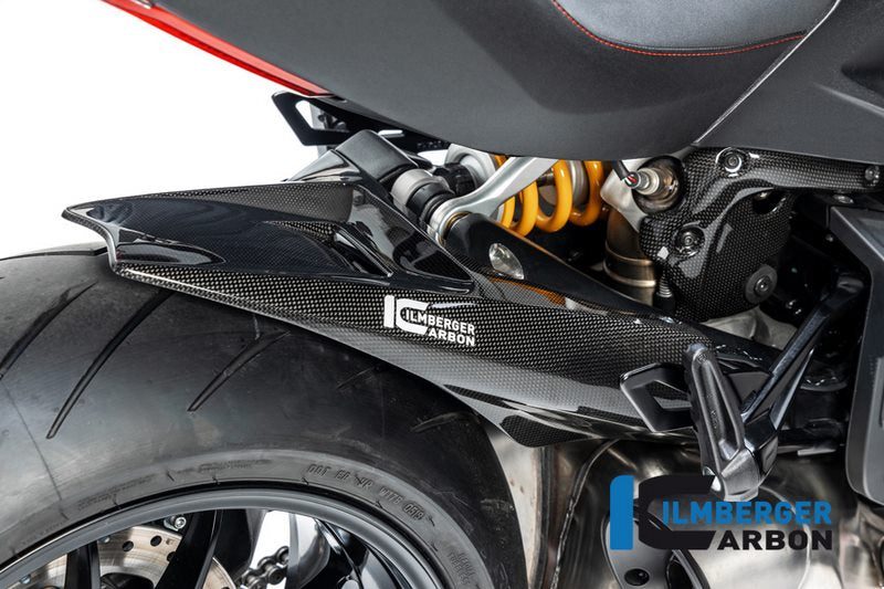 Ilmberger / イルムバーガーカーボンパーツ リアハガー グロス Diavel 19- | KHO.008.DI19G.K