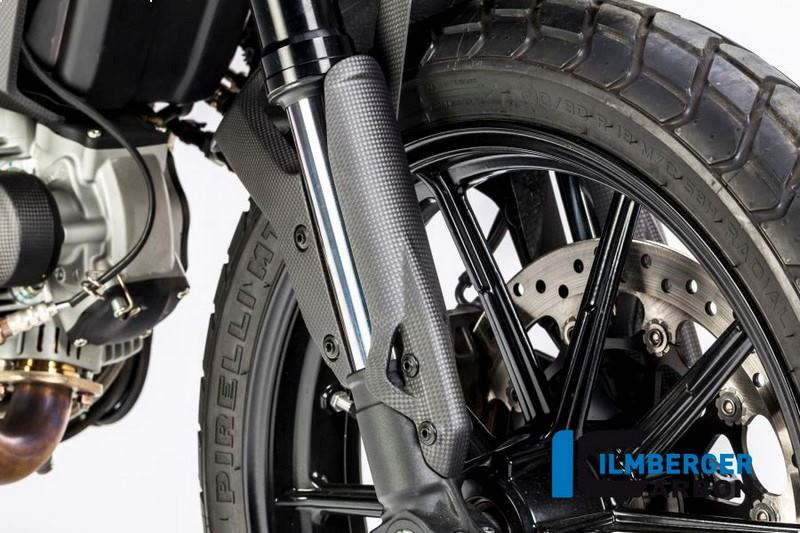 ILMBERGER / イルムバーガーカーボンパーツ スタンドパイプカバー 右 マット Ducati Scrambler  '16 | KVR.106.DS15M.K