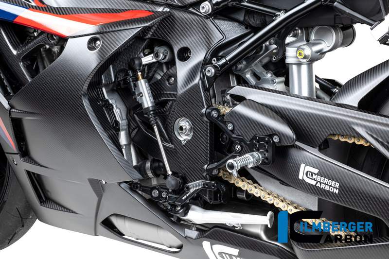 スプロケットカバー