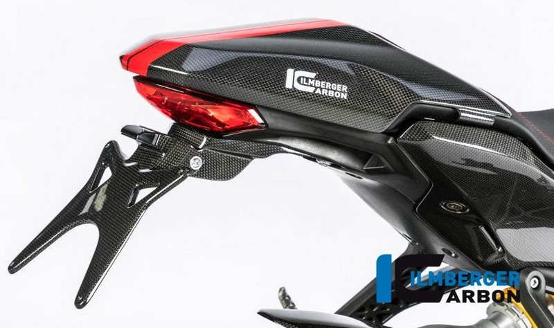 ILMBERGER / イルムバーガーカーボンパーツ ナンバープレートホルダー　ショート グロスカーボン - Ducati Supersport 939 | NHO.019.DSS7G.K
