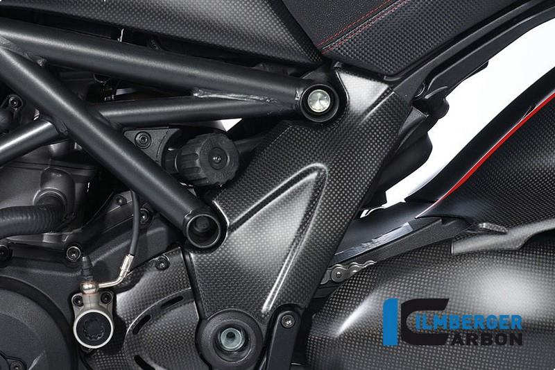 ILMBERGER / イルムバーガーカーボンパーツ フレームカバー 左側 Diavel | RAL.019.DIAVE.K