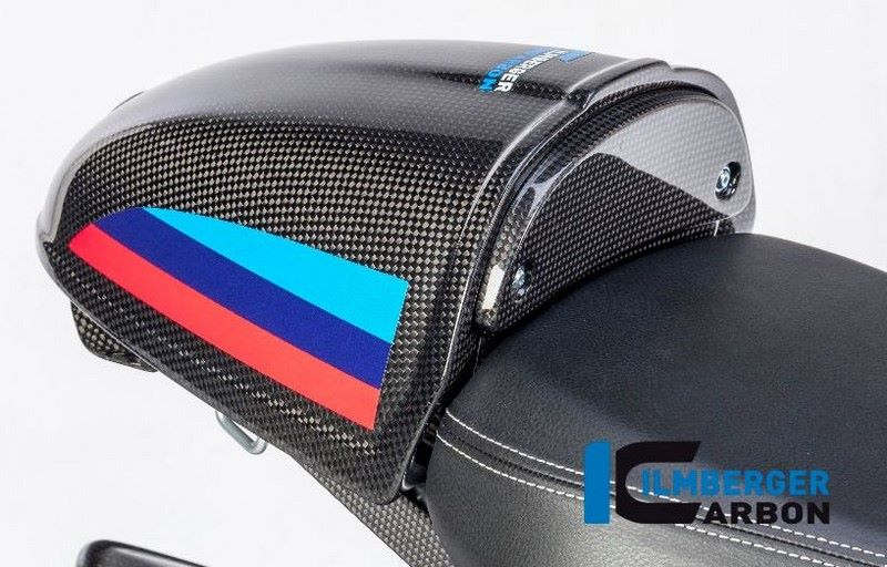 ILMBERGER / イルムバーガーカーボンパーツ ピリオンシートカバー（ホルダー付き） BMW R Nine T Racer '17 | SIO.002.RNITR.K