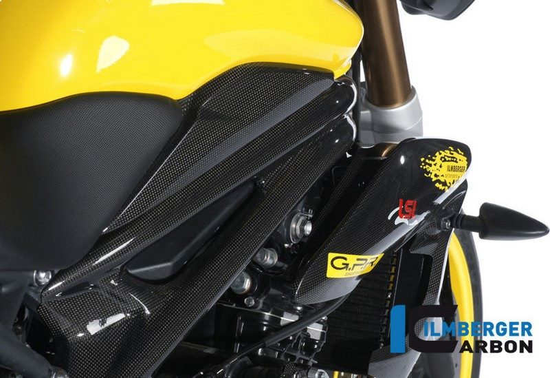 ILMBERGER / イルムバーガーカーボンパーツ サイドパネル (ウォータークーラー上部) (右) カーボン - Triumph Speed Triple (2011-now) | SKR.018.TRSPT.K