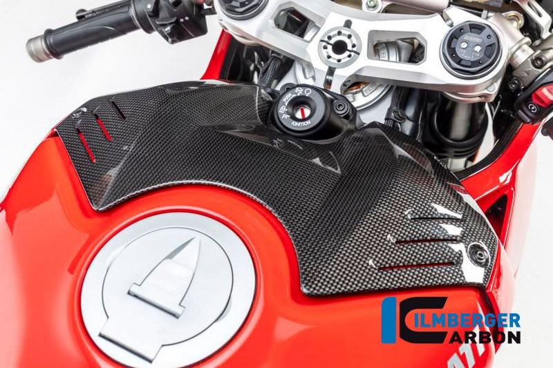 ILMBERGER / イルムバーガーカーボンパーツ アッパータンクカバー グロス Panigale V4 / V4 S | TAO.006.DPV4G.K