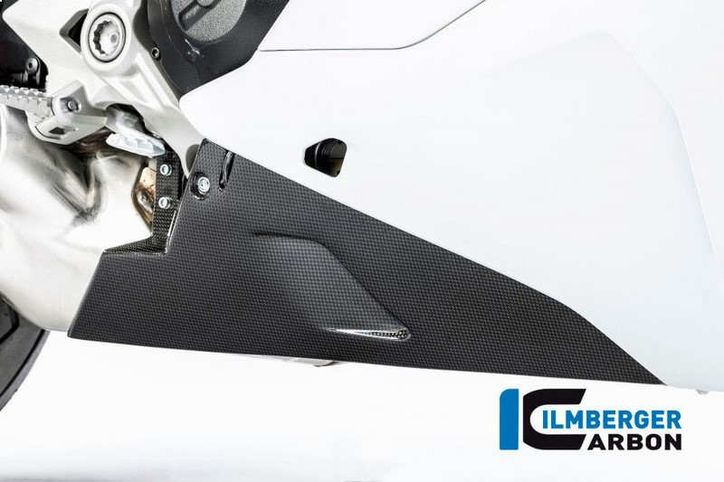 ILMBERGER / イルムバーガーカーボンパーツ ベリーパン　リア グロスカーボン - Ducati Supersport 939 | VEU.011.DSS7G.K