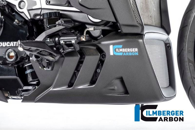 ILMBERGER / イルムバーガーカーボンパーツ ベリーパン 右側 マット Ducati XDiavel '18 | VEU.128.XD18M.K