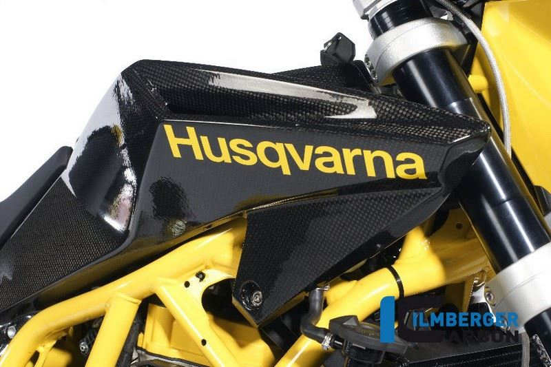 ILMBERGER / イルムバーガーカーボンパーツ フェアリングサイドパネル 右側 カーボン - Husqvarna 900 / 900 R | VSR.004.NUDA9.K