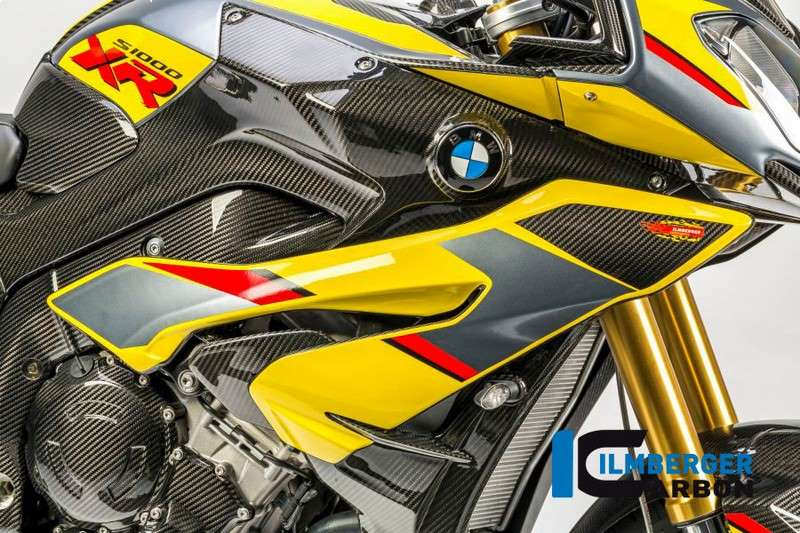 ILMBERGER / イルムバーガーカーボンパーツ ラジエーターカバー バッチホルダー付き右側 - BMW S 1000 XR 2015- - WAR.006.S10XR.K | WAR.006.S