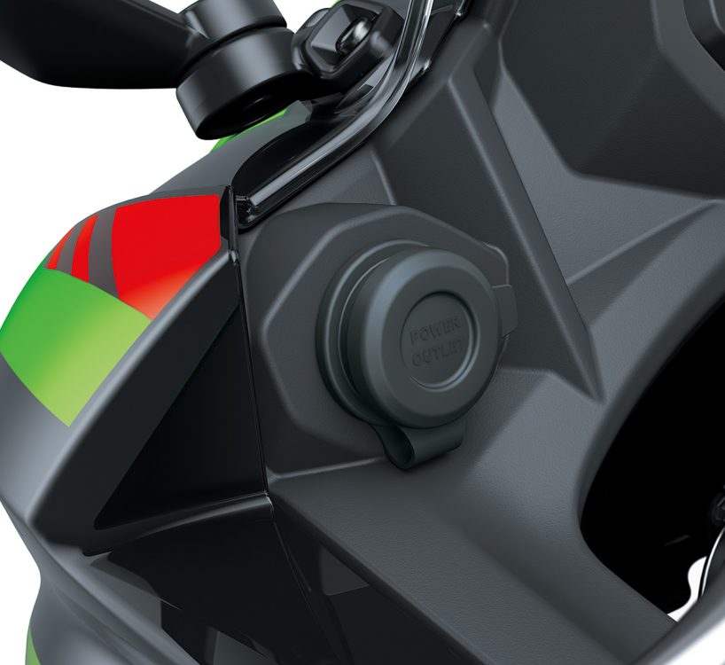 Kawasaki / カワサキ DC アウトプット(12V ソケット) | 999941373