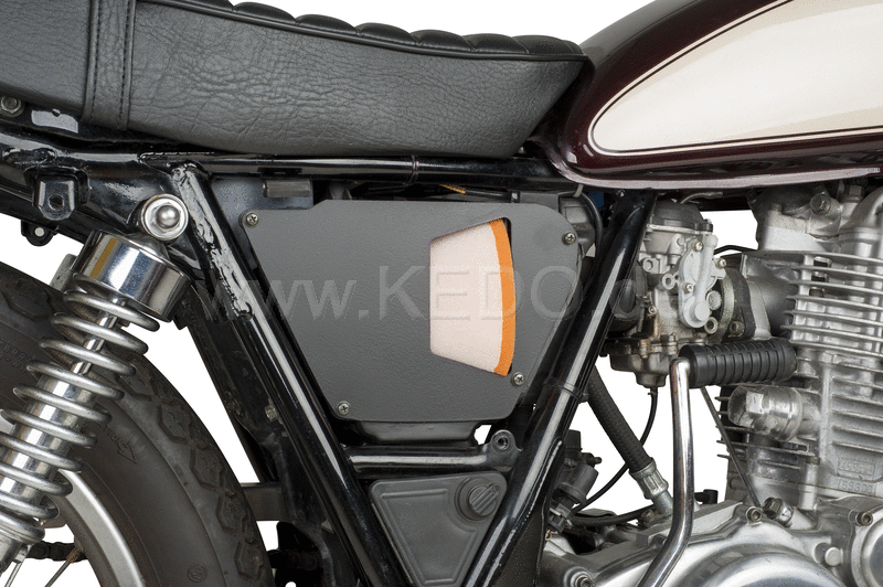 Kedo Air Box Cover FreeFlow  additional air supply at the air filter  replaces the air box cover  aluminum black coated  moderate volume | 50536