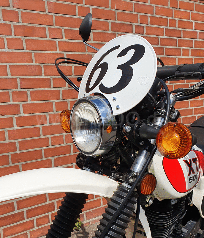 Kedo Number Plate 'Six Days'  Preston Petty plastic white  ready to mount with black stainless steel brackets  for original headlight brackets  tilt +/-. | 60406W