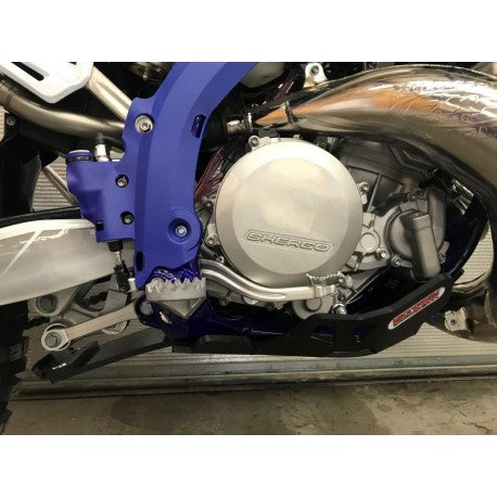 PEHDエクストリーム8mmエンジンスキッドプレート