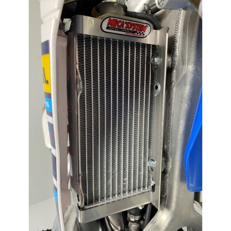 ステンレス鋼製ラジエーターフープ