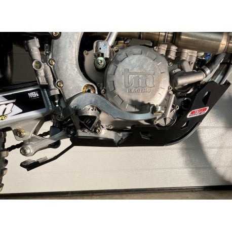 エクストリームHDPEスキッドガード 8mmタイロッド保護装置