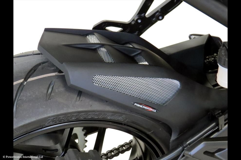 Powerbronze / パワーブロンズ Hugger for YAMAHA TRACER 9 21-23/TRACER 9 GT 21-23/TRACER 9 GT+ 23/XSR900 22-23/CARBON LOOK-SILVER MESH | 301-Y111-680