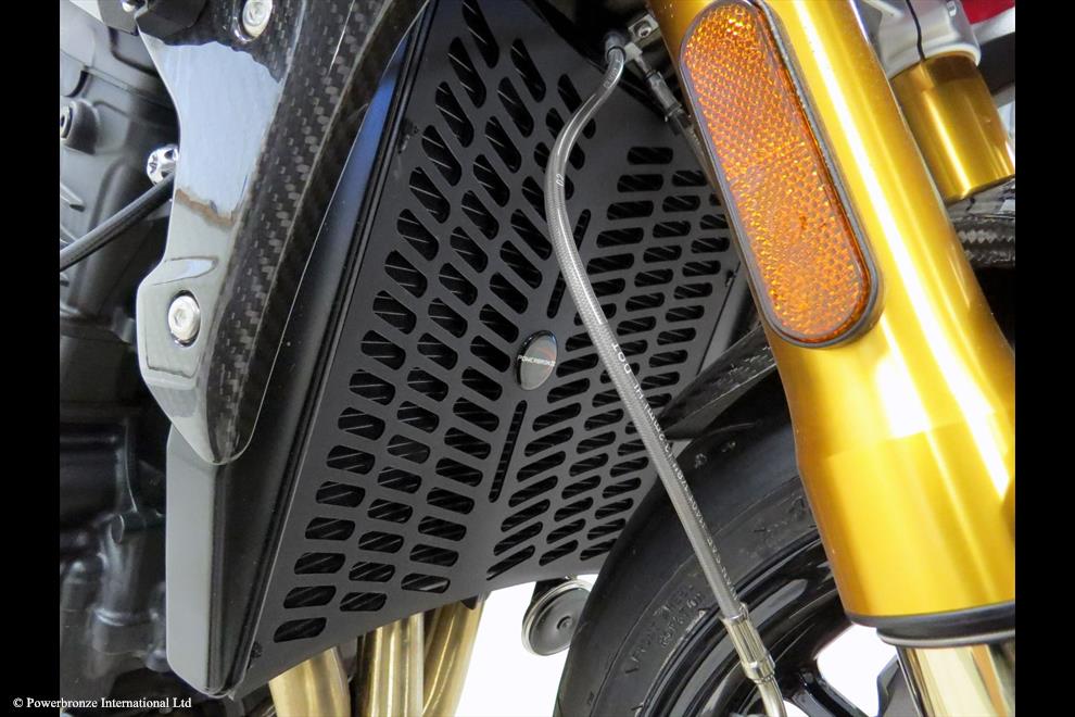 Powerbronze / パワーブロンズ Cooler Grill (Plastic) for TRIUMPH SPEED TRIPLE 1200 RR 22-23/SPEED TRIPLE 1200 RS 21-23 (PLASTIC)/RED | 520-T118-005