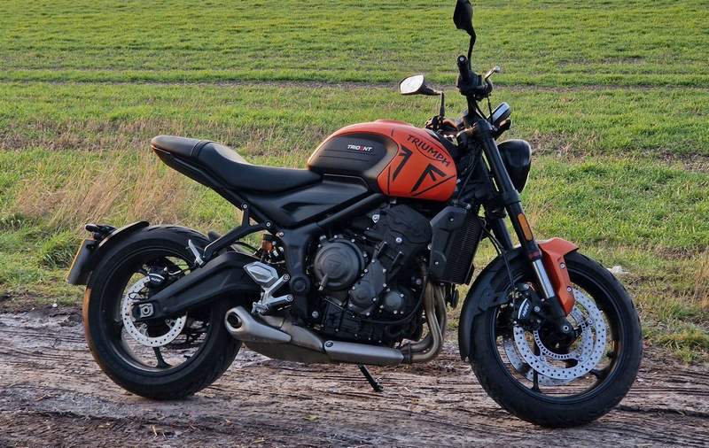 Pyramid / ピラミッド エクステンダフェンダー EXTRA マットブラック | Triumph トライデント 660 2021- | 056575
