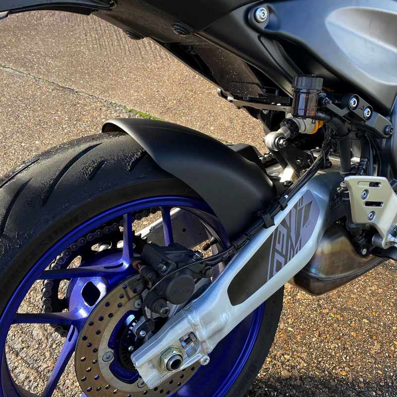Pyramid / ピラミッド ハガー アイコンブルーカラーズ | Yamaha MT-09 2022>2024 | 072451P