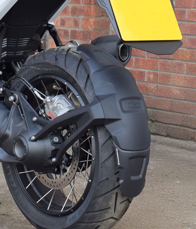 Pyramid / ピラミッド スプレーガードエクステンション マットブラック | BMW R 1300 GS 2023- | 082450M