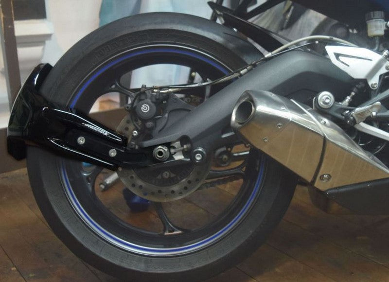 Pyramid Plastics / ピラミッドプラスチック Triumph Street Triple 675 スプレーガード (リアフェンダー) グロスホワイト 2013>2017 | 085601C