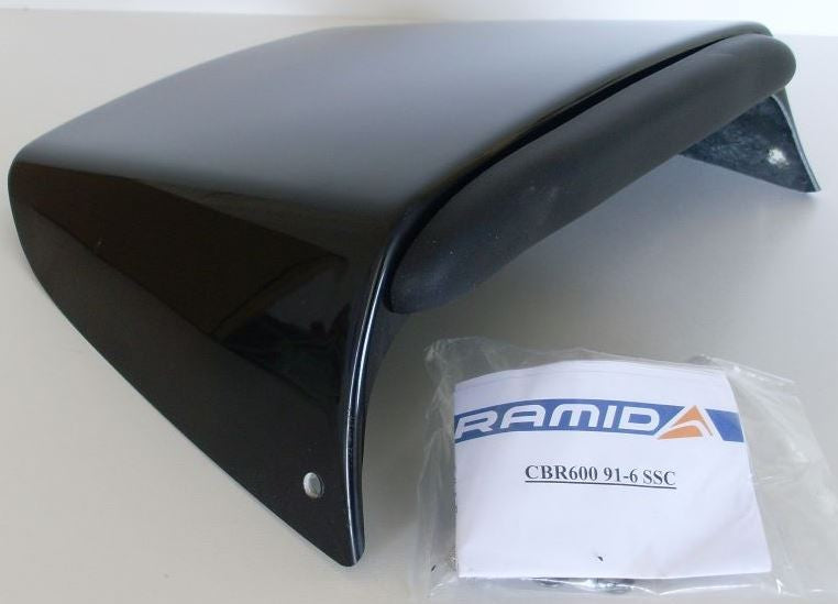 Pyramid Plastics / ピラミッドプラスチック Honda CBR 600 F シートカウル グロスブラック 1991>1996 | 11201B