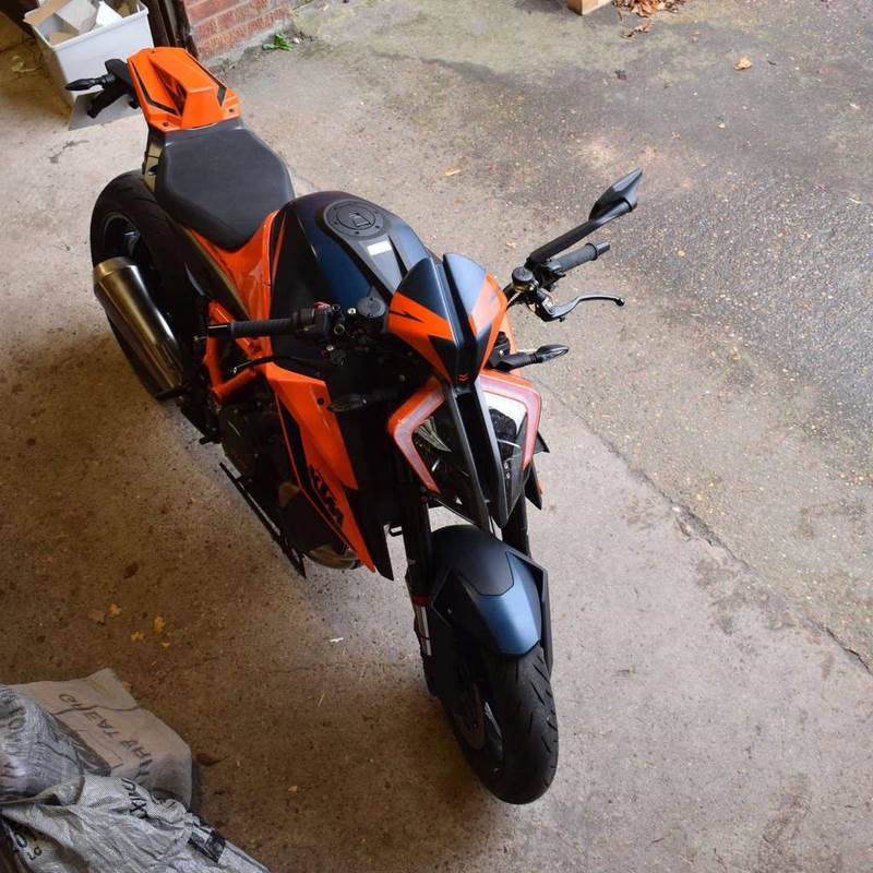 Pyramid Plastics / ピラミッドプラスチック シートカウル グロスオレンジ & Gloss ブルー KTM 1290 Superduke R 2020> | 19990D