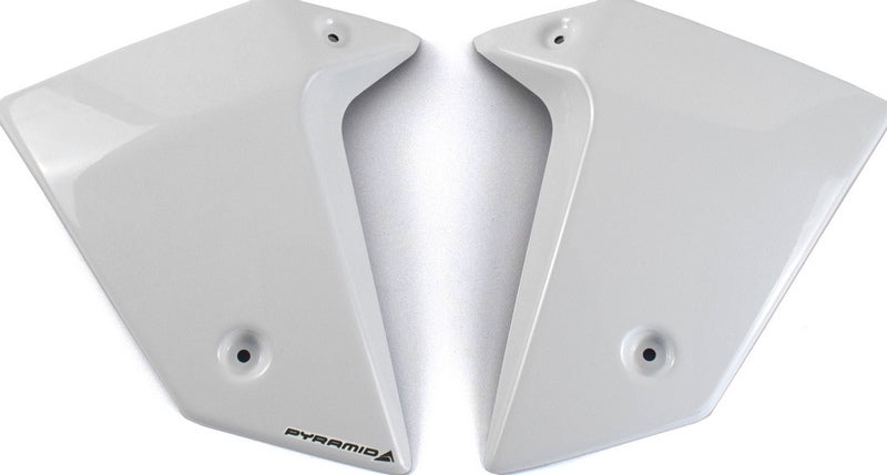 Pyramid / ピラミッド ラジエーター・チーク パールグレアホワイト | Honda CB 750 Hornet （ホーネット） 2022>2024 | 21055C