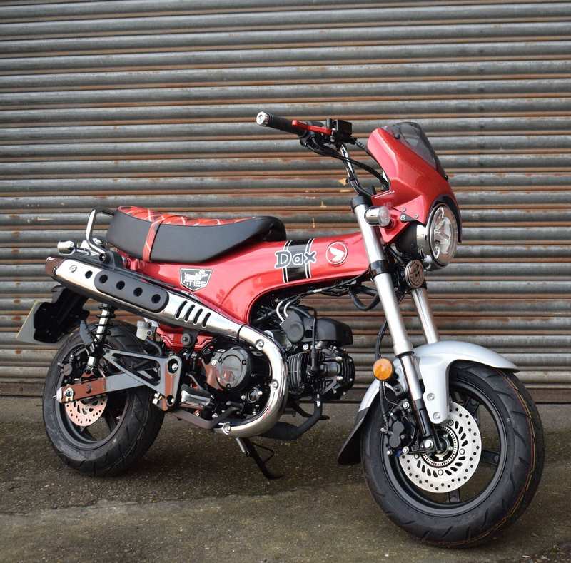 Pyramid / ピラミッド フライスクリーン パールカデットグレー | Honda ST125 Dax 2023- | 21290G