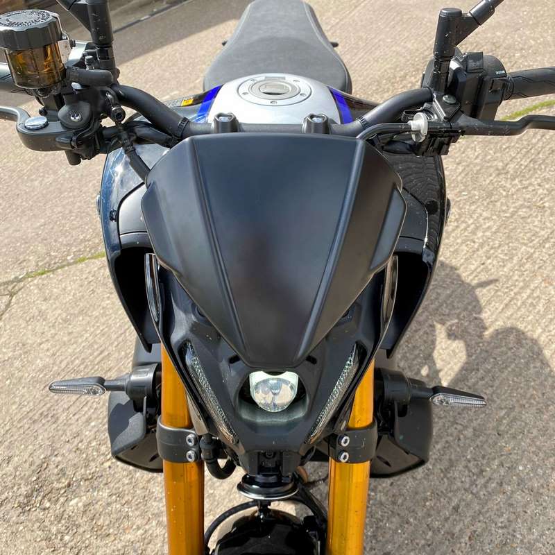 Pyramid Fly Screen | Matte Black | Yamaha MT-09 2021> | 22160M