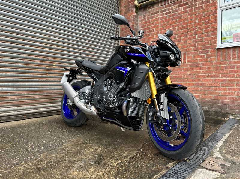 Pyramid / ピラミッド ベリーパン SP Colours | Yamaha MT-10 SP 2016- | 22170G