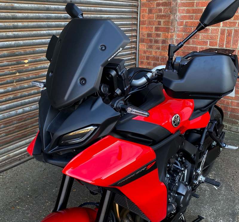 Pyramid / ピラミッド フライスクリーン 未塗装 | Yamaha Tracer 900 2018>2020 | 22205U