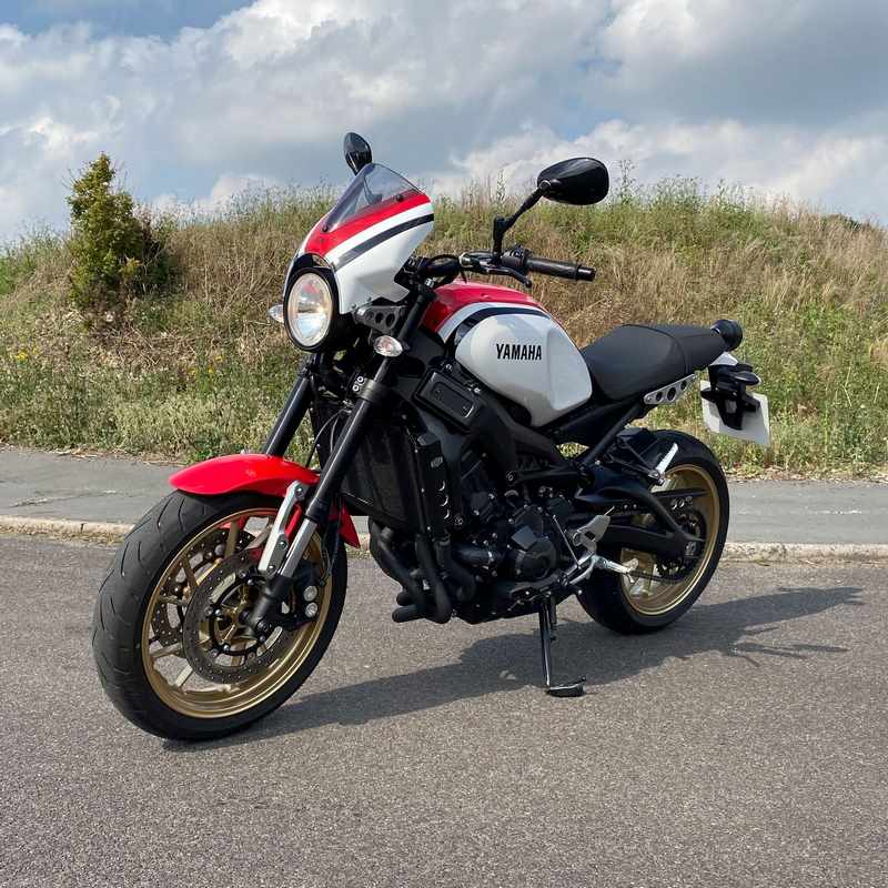 Pyramid Fly Screen | Dynamic White Scheme | Yamaha XSR 700 2020> | 22210D