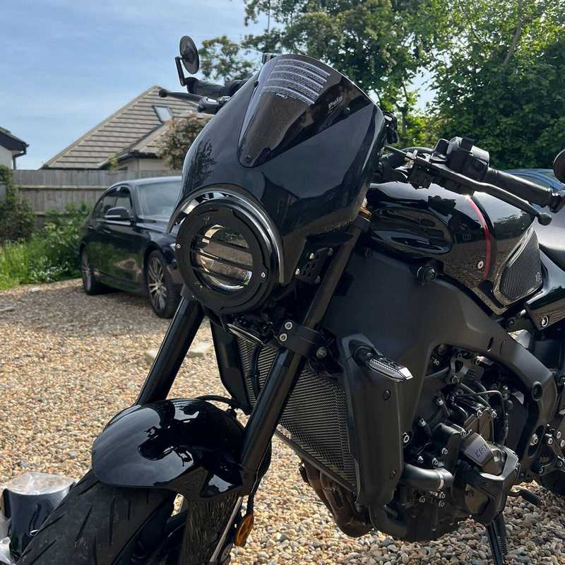 Pyramid / ピラミッド フライスクリーン 未塗装 | Yamaha XSR 900 2022- | 22286U