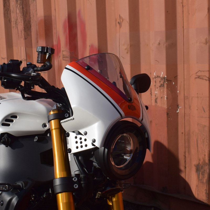 Pyramid / ピラミッド フライスクリーン レジェンドレッド | Yamaha XSR 900 2024- | 22286WR