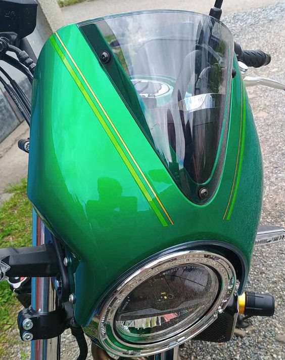 Pyramid / ピラミッド フライスクリーン キャンディエメラルドグリーン | Kawasaki Z 650 RS 2022- | 23500D